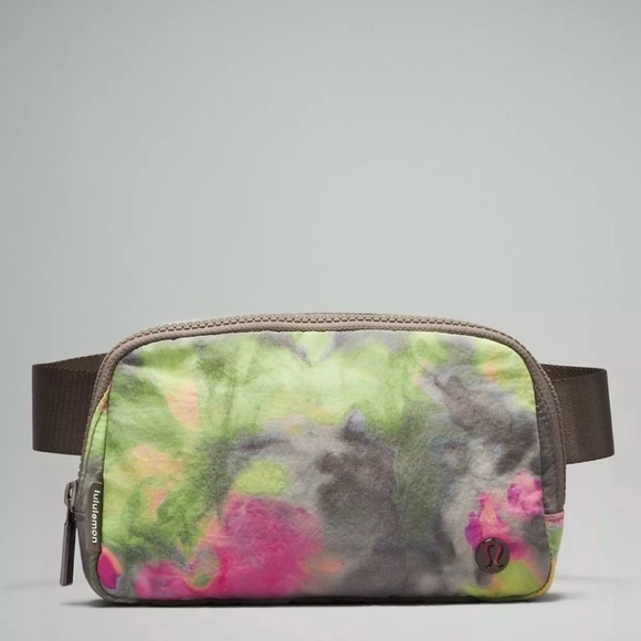 lululemon athletica Handbags - (RARE) Lululemon Everywhere Belt Bag in Hyper Dye Multi/Rover - Volume size: 1L